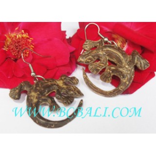 Gecko Carved Coco Wood Earrings